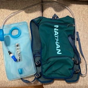 Nathan 1.5L Hydration Vest